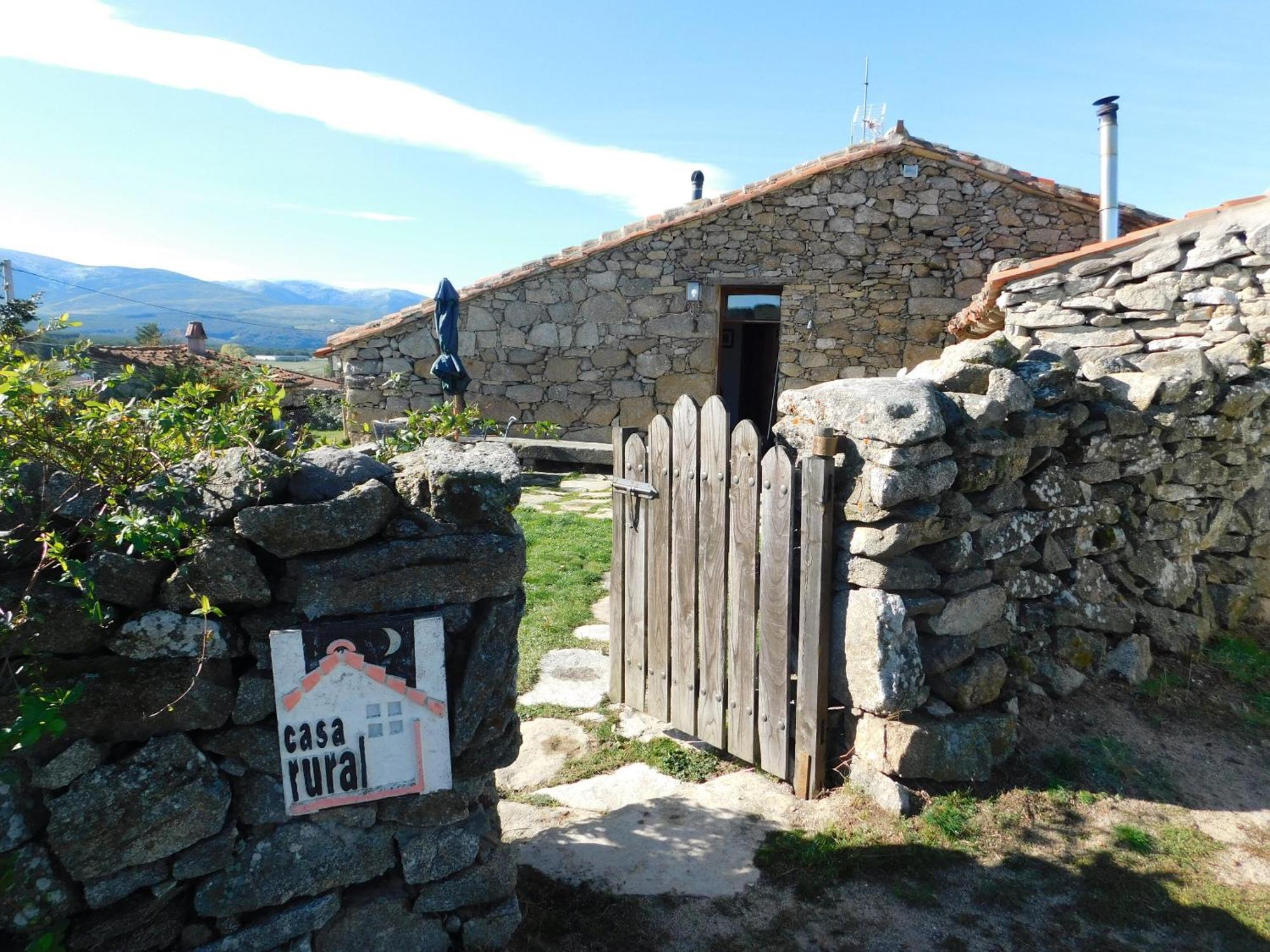 La Silla De La Reina Villa Navarredonda de Gredos Exterior foto
